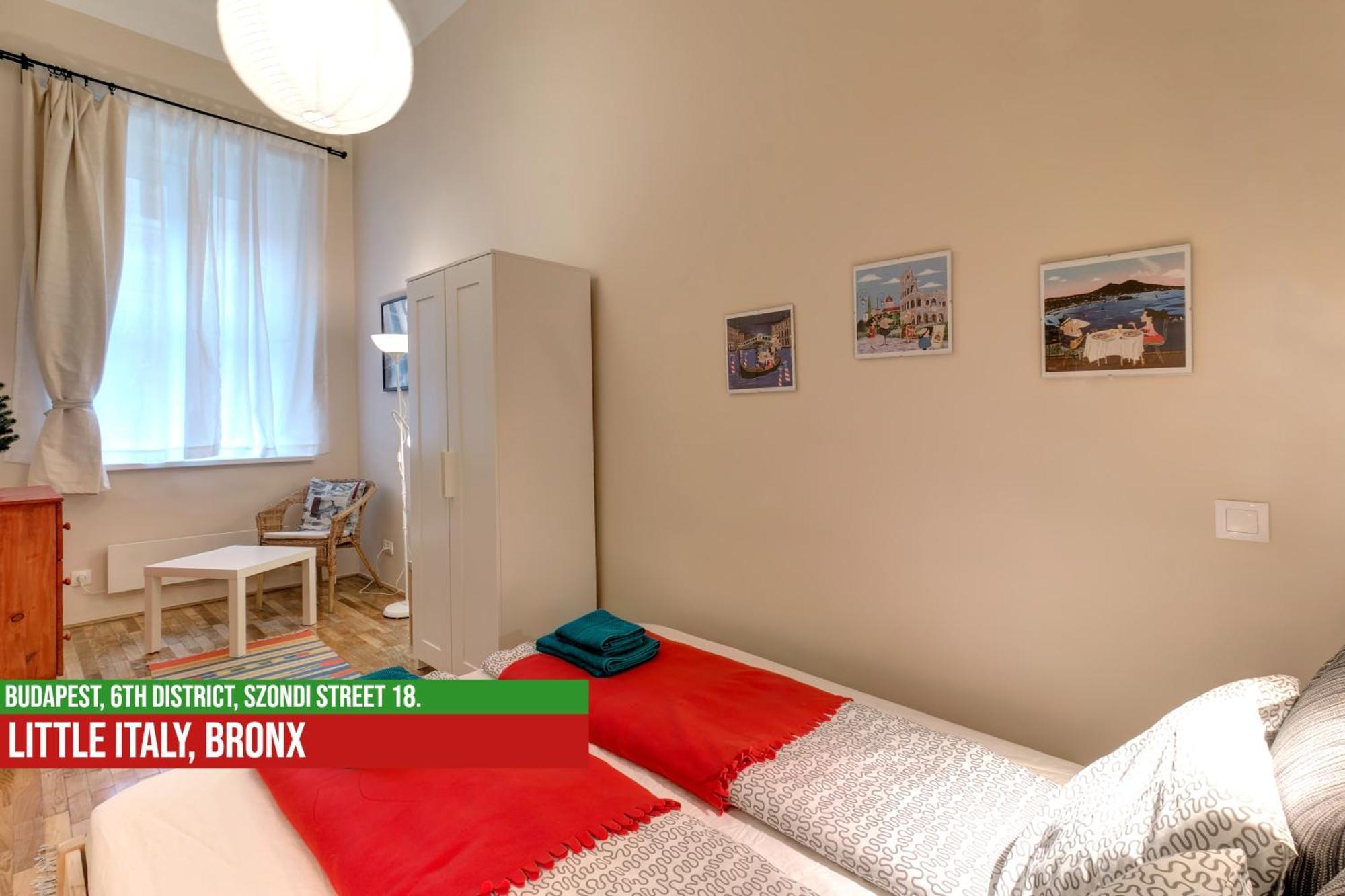 Little Italy Bronx Apartment Budapest Exterior photo